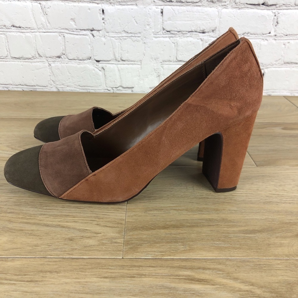 Liz Claiborne Brown Suede Block Heel shoes Sz 9.5 - Picture 2 of 6